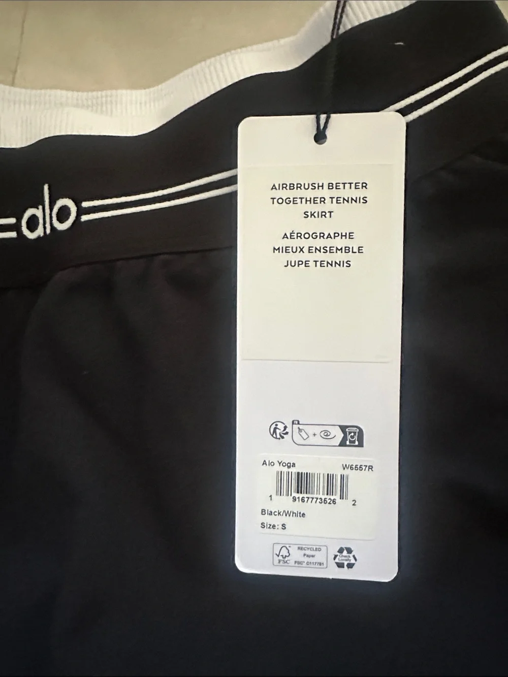 BNWT ALO Yoga Black Skort with White Ribbed Waistband SizeS - Picture 3 of 4